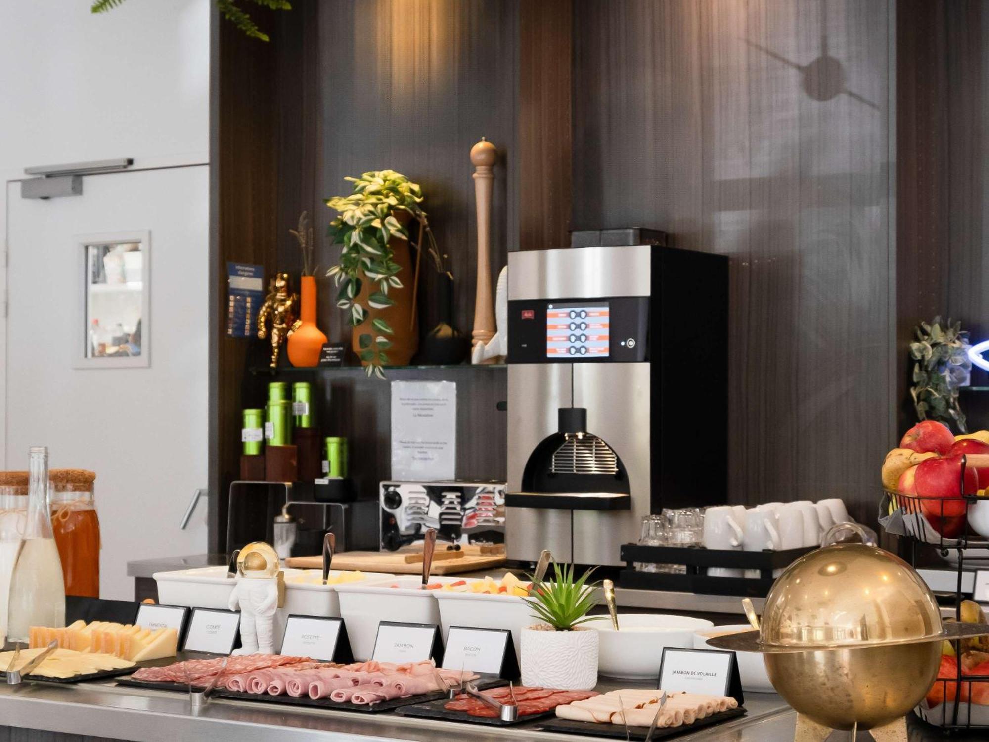 Ibis Styles Toulouse Cite Espace Экстерьер фото