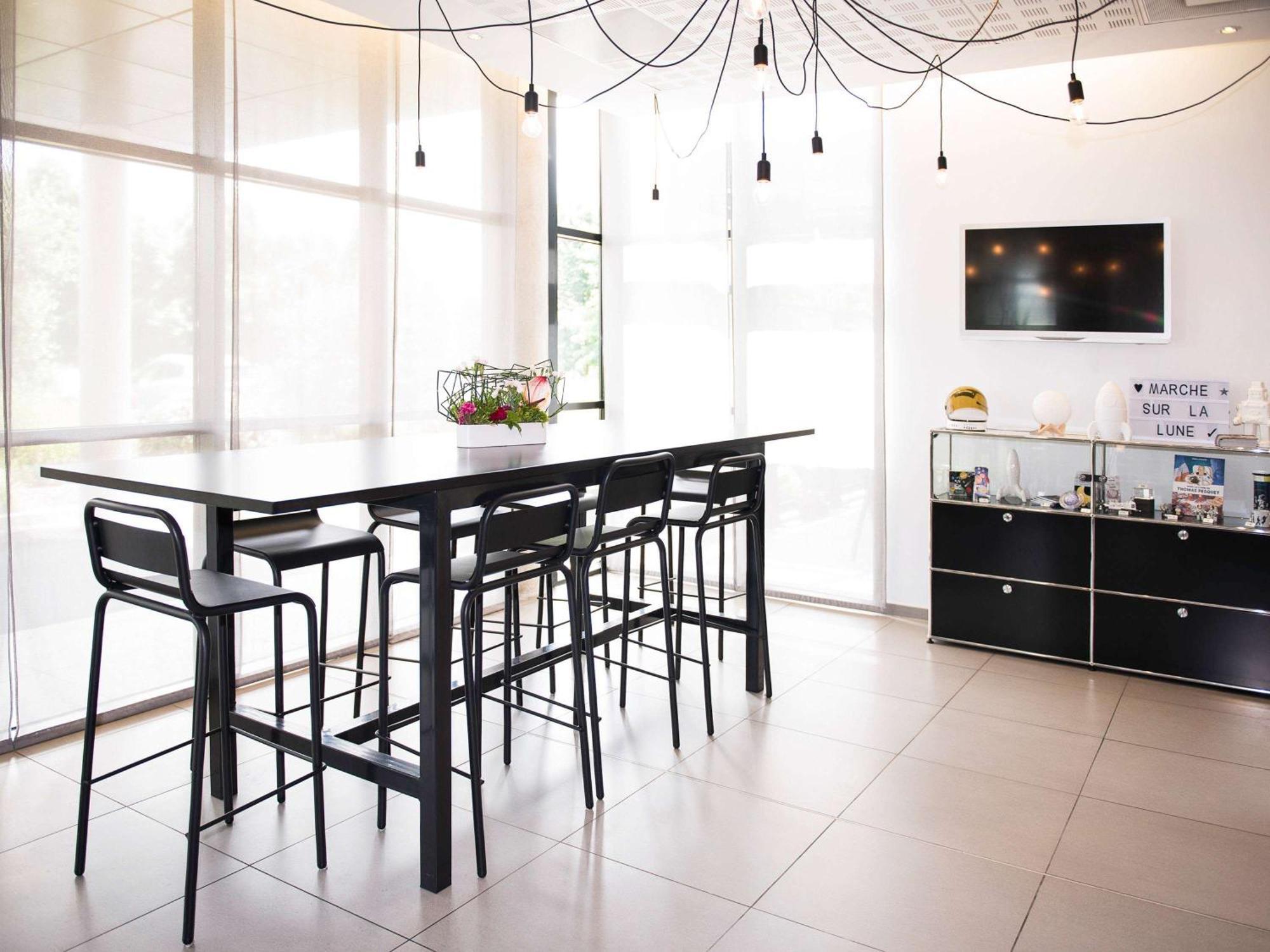Ibis Styles Toulouse Cite Espace Экстерьер фото