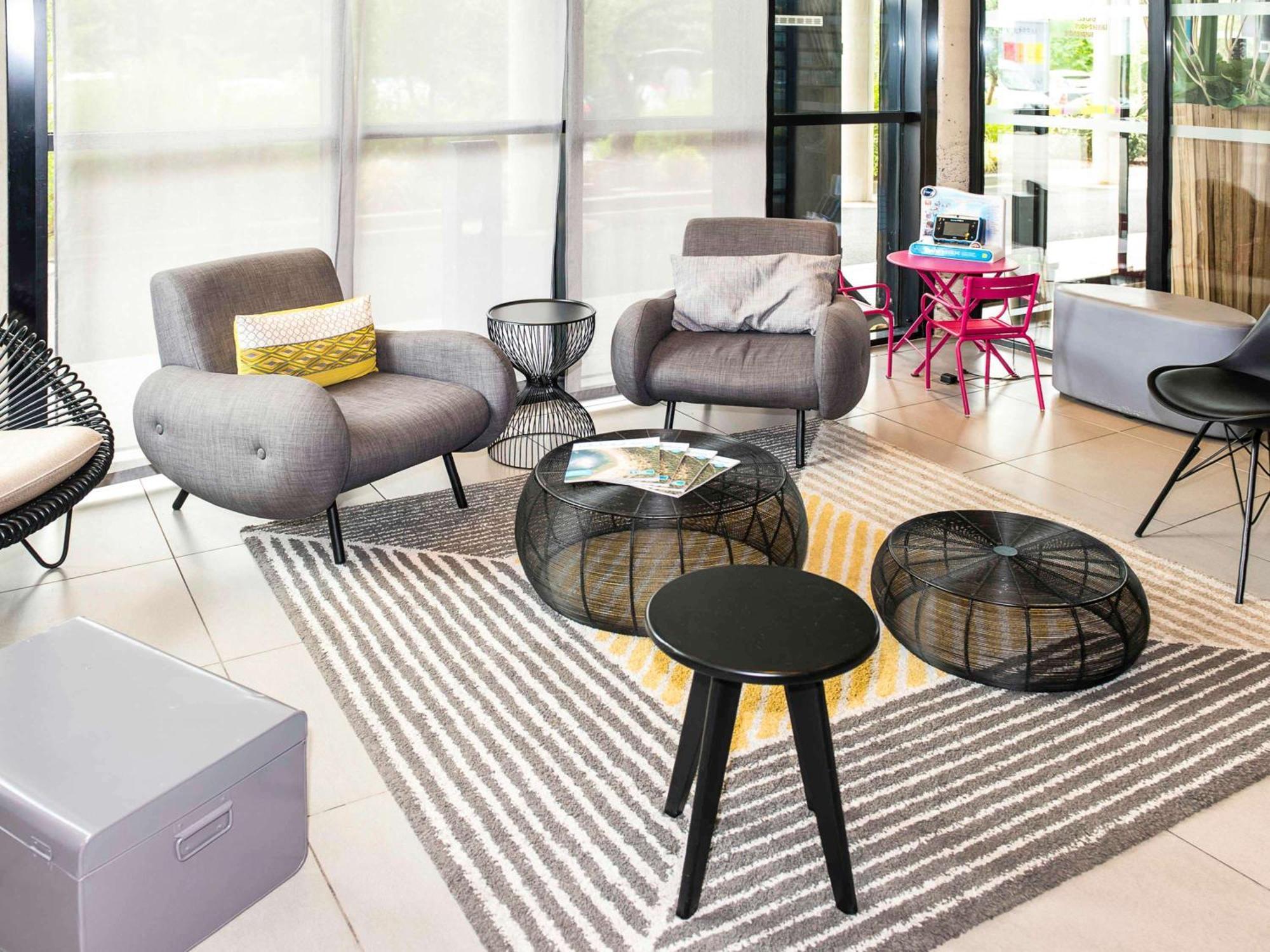Ibis Styles Toulouse Cite Espace Экстерьер фото