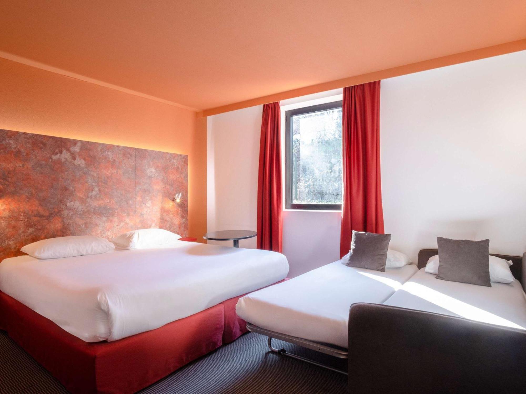 Ibis Styles Toulouse Cite Espace Экстерьер фото
