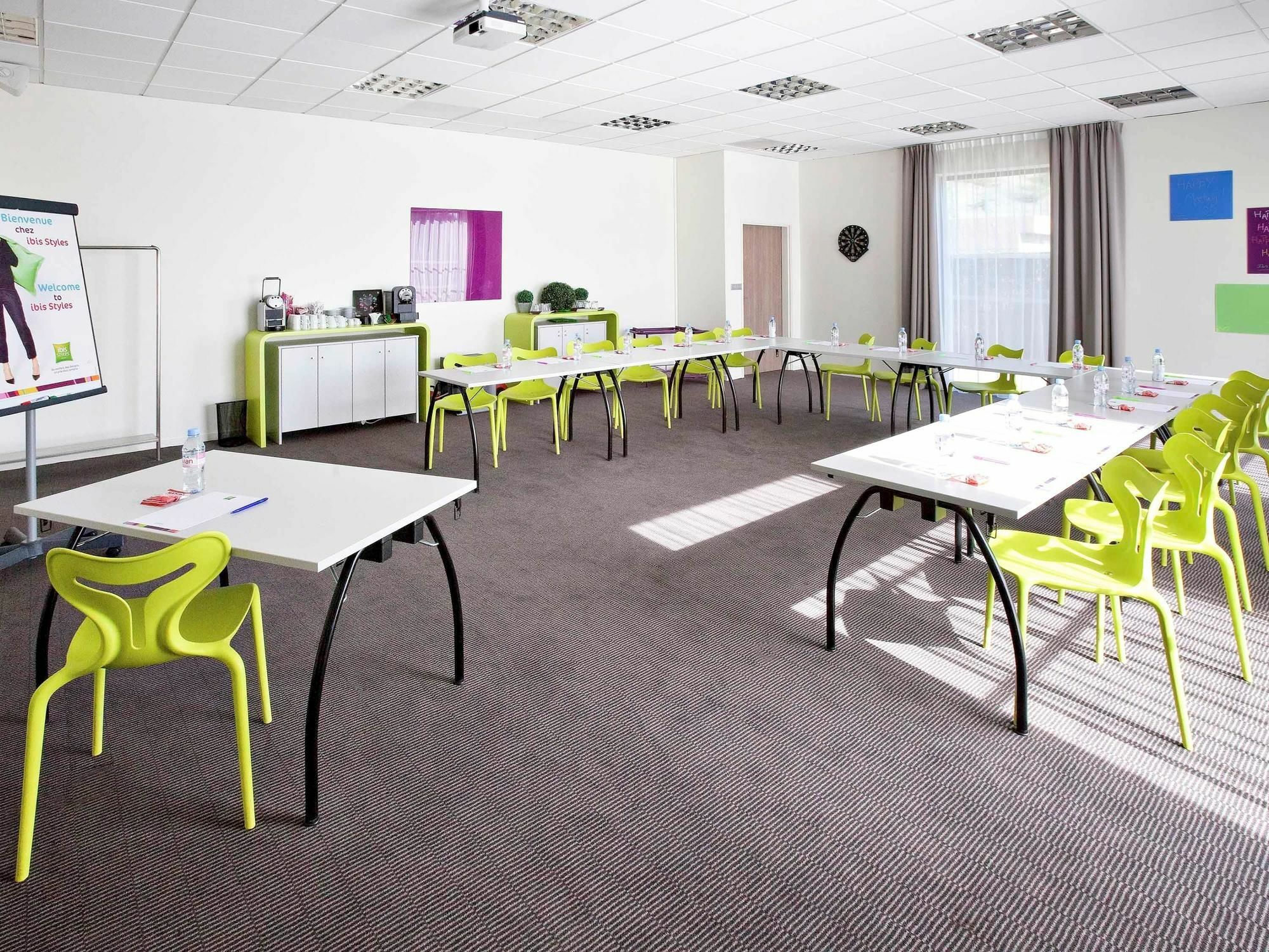 Ibis Styles Toulouse Cite Espace Экстерьер фото